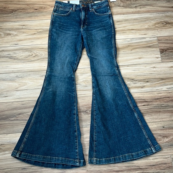 Wrangler Women's Flare Jeans - Dark Blue - Picture 4 of 10